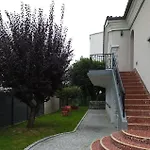 Dans * Pau